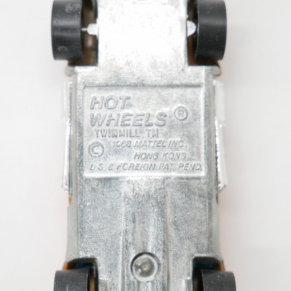 実際に弊社で買取させて頂いたMATTEL マテルのミニカ ホットウィール 34 ツインミル ミニカー 香港製 赤箱の画像 6枚目