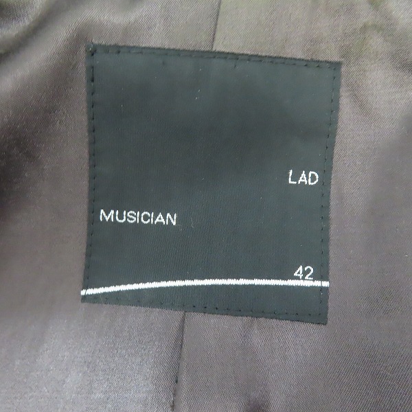 実際に弊社で買取させて頂いたLAD MUSICIAN/ラッドミュージシャン スリム トレンチコート 2207-350/42の画像 2枚目
