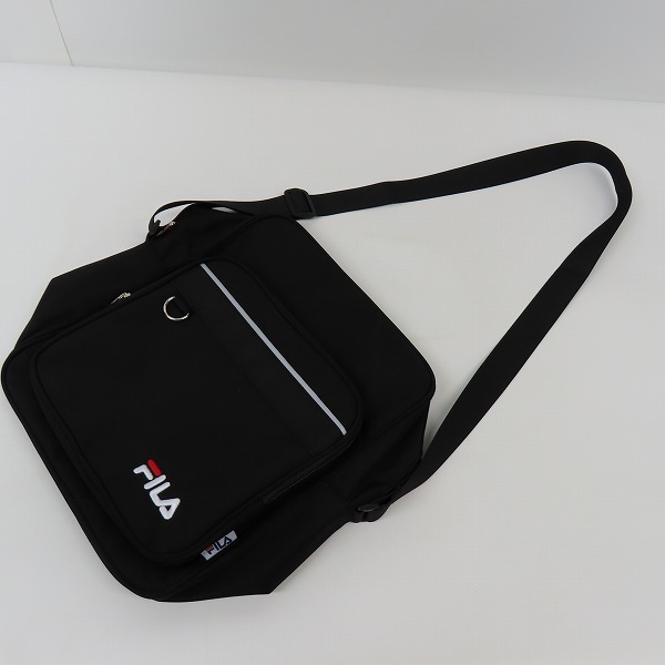 実際に弊社で買取させて頂いたFILA/フィラ ショルダー バッグ リュック 鞄 ブラック 3点セットの画像 1枚目