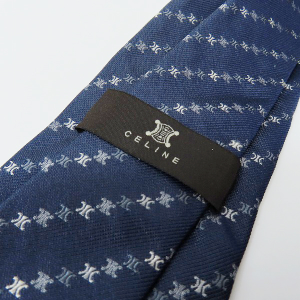 実際に弊社で買取させて頂いたCELINE/セリーヌ マカダム柄 シルク100％ ネクタイの画像 1枚目