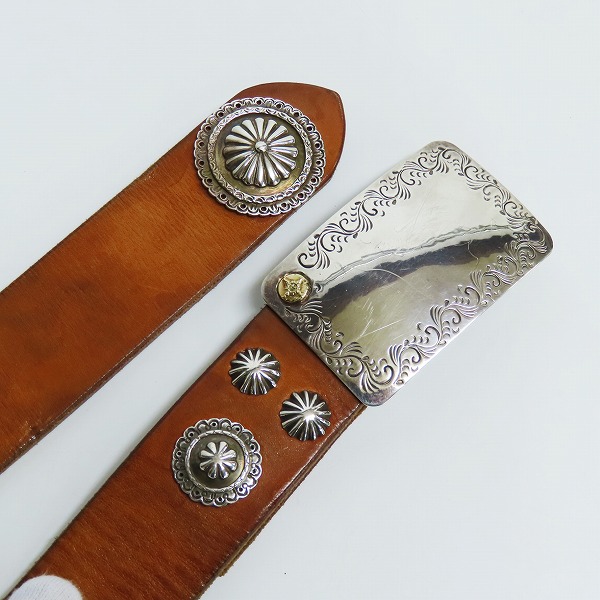 実際に弊社で買取させて頂いたFIRST ARROW'S/ファーストアローズ 唐草 バックル  コンチョ ベルト K18付きの画像 1枚目