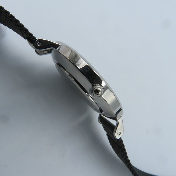 実際に弊社で買取させて頂いた【動作未確認】Daniel Wellington/ダニエルウェリントン CLASSIC クォーツ 黒文字盤 E32S1の画像 4枚目