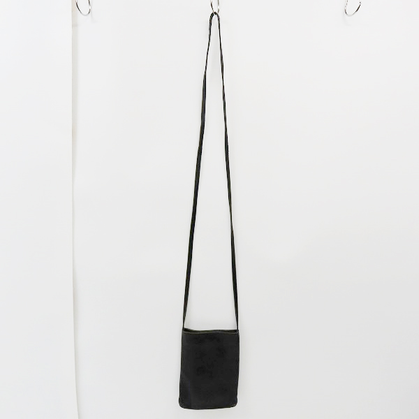 実際に弊社で買取させて頂いたJEAN PAUL GAULTIER/ジャンポールゴルチェ レザー ショルダーバッグの画像 2枚目