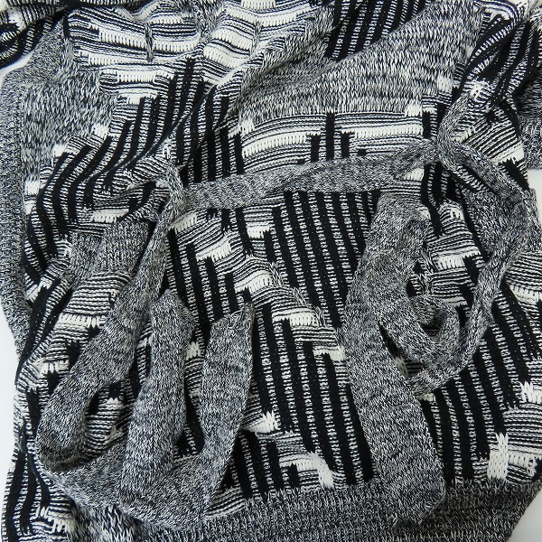 実際に弊社で買取させて頂いたNO ID./ノーアイディー ニットガウン コート 436010-280K/1の画像 5枚目