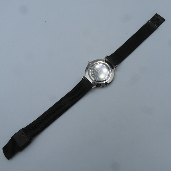 実際に弊社で買取させて頂いた【動作未確認】Daniel Wellington/ダニエルウェリントン CLASSIC クォーツ 黒文字盤 E32S1の画像 3枚目