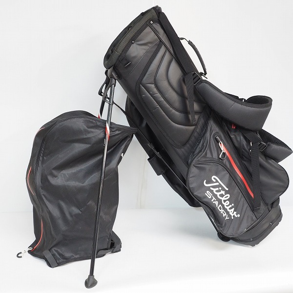 実際に弊社で買取させて頂いたTitleist/タイトリスト ゴルフ 4分割スタンド式 キャディバッグ ブラックの画像 1枚目