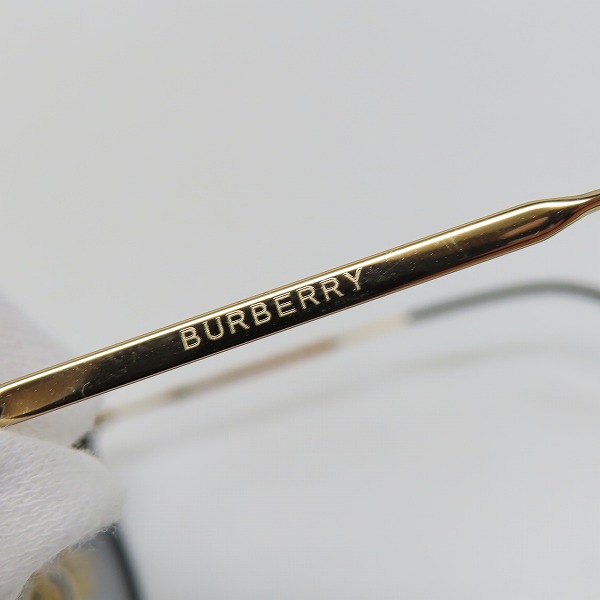 実際に弊社で買取させて頂いたBURBERRY/バーバリー サングラス B4289-Dの画像 4枚目