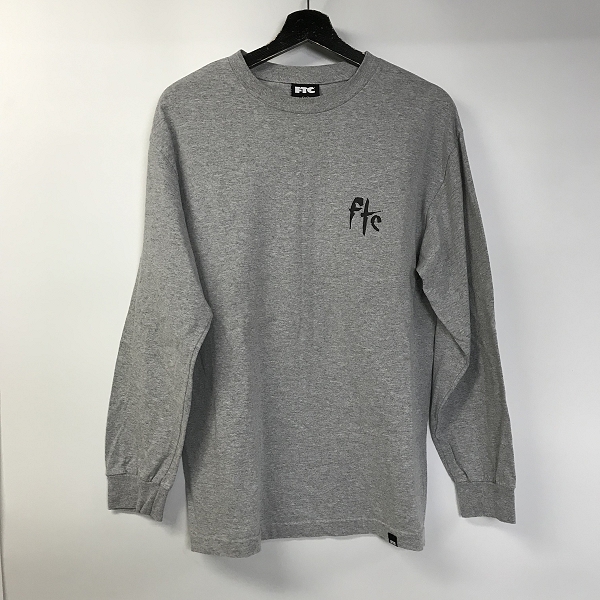 実際に弊社で買取させて頂いた【おまとめ品】LEVI’S/リーバイス EMPORIO ARMANI/エンポリオアルマーニ FTC/エフティーシー 他 Tシャツ/ワークパンツ 等の画像 2枚目