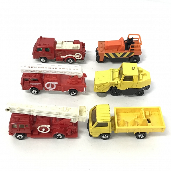 実際に弊社で買取させて頂いた【おまとめ品】TOMY/トミー 日本製 トミカ タイヤローラ/道路清掃車/いすゞ シュノーケル 消防車 他