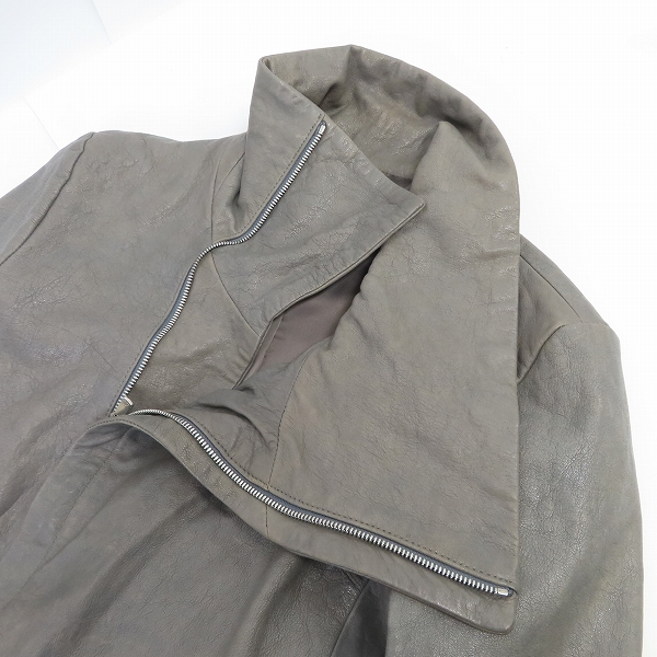 実際に弊社で買取させて頂いたNO ID./ノーアイディー ラムハーフベジタブルハイカラーチェスターコート 441030-384L/2の画像 2枚目