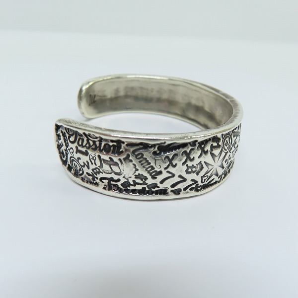 実際に弊社で買取させて頂いたBill Wall Leather/ビルウォールレザー グラフィティバングル ブレスレットの画像 3枚目