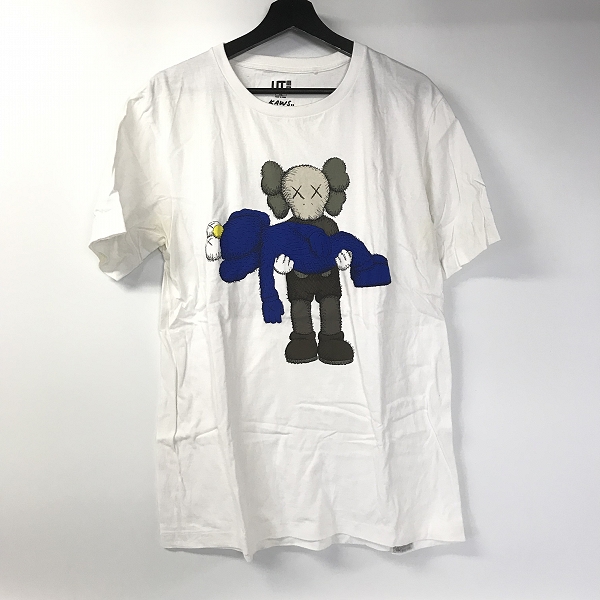 実際に弊社で買取させて頂いた【おまとめ品】UNIQLO×KAWS/ユニクロ×カウズ キャラデザイン Tシャツ/スウェットの画像 3枚目