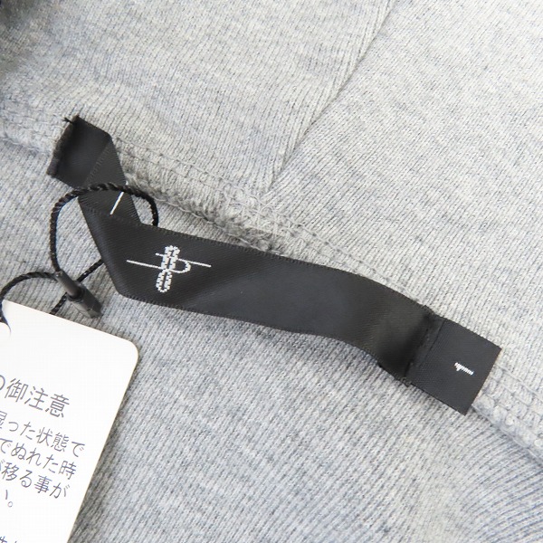 実際に弊社で買取させて頂いた【未使用】NO ID./ノーアイディー ジップアップパーカー 830006-110T/1の画像 2枚目