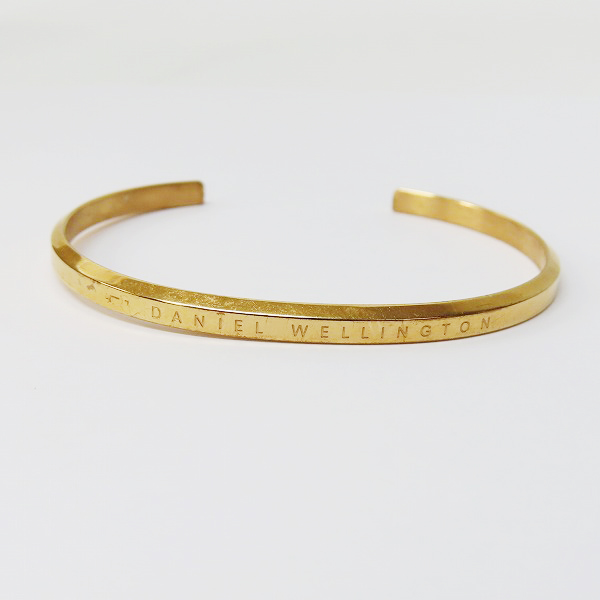 実際に弊社で買取させて頂いたDaniel Wellington/ダニエルウェリントン クラシックバングルの画像 1枚目
