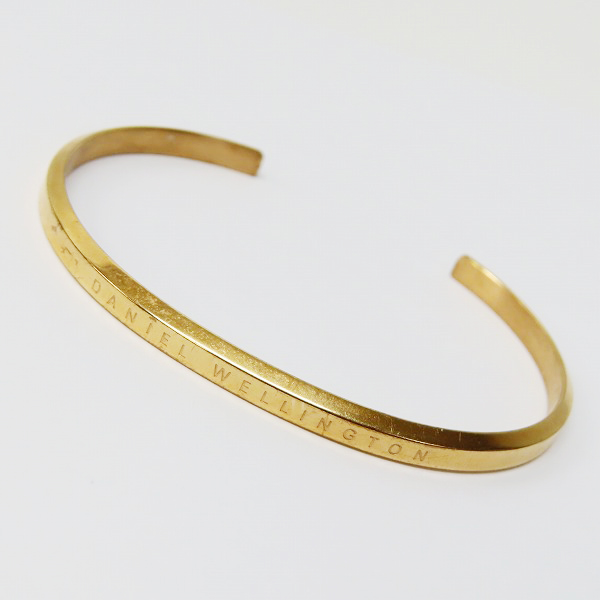 実際に弊社で買取させて頂いたDaniel Wellington/ダニエルウェリントン クラシックバングル