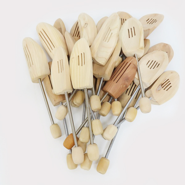 実際に弊社で買取させて頂いた【おまとめ品】ユナイテッドアローズ/smart things他 シューツリー/シューキーパーの画像 1枚目