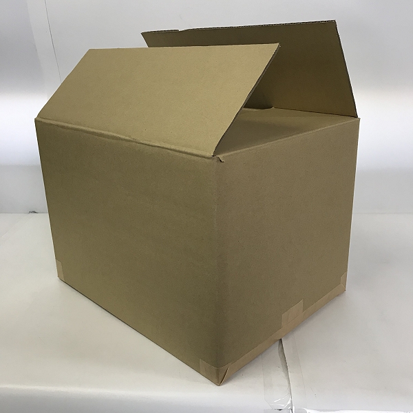 実際に弊社で買取させて頂いた【おまとめ品/未使用品含む】CANTERBURY/カンタベリー ジップアップパーカー/Tシャツ/キャップ 等の画像 8枚目