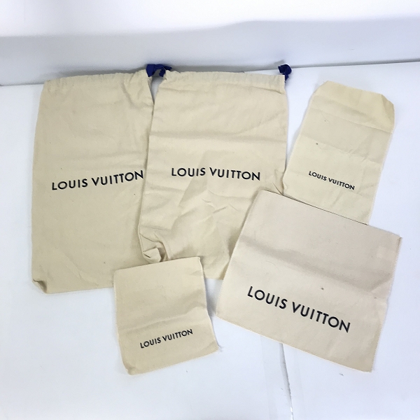 実際に弊社で買取させて頂いた【おまとめ品】ルイヴィトン/カルティエ/ブルガリ/ショーメ 他 空箱 靴用/ジュエリー用/指輪用 等の画像 1枚目