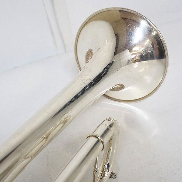 実際に弊社で買取させて頂いた★Carol/キャロル  ZORRO/ゾロ ML トランペット チューニング管2種付属 シルバー ハードケース付の画像 3枚目