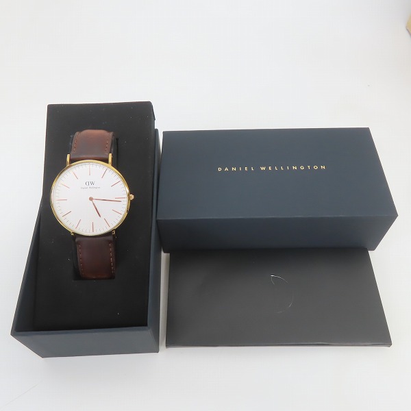 実際に弊社で買取させて頂いた【ジャンク】Daniel Wellington/ダニエルウェリントン B40R40 クオーツ腕時計 の画像 6枚目