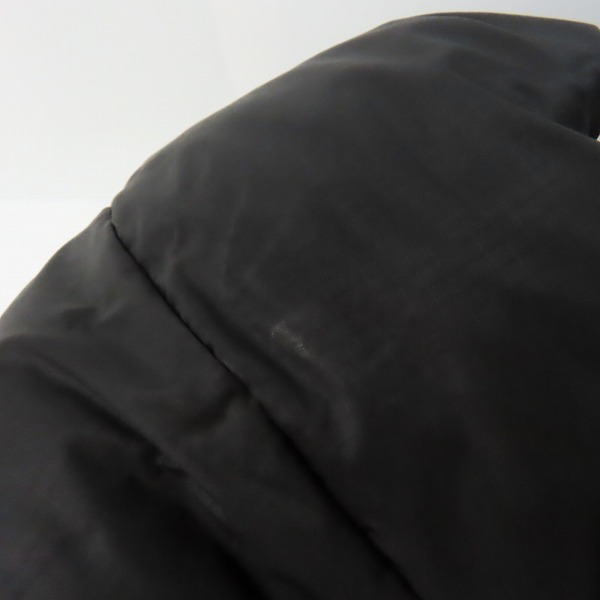 実際に弊社で買取させて頂いたEMPORIO ARMANI/エンポリオアルマーニ ダウンジャケット 7V1B94 1NUFZ 50の画像 8枚目