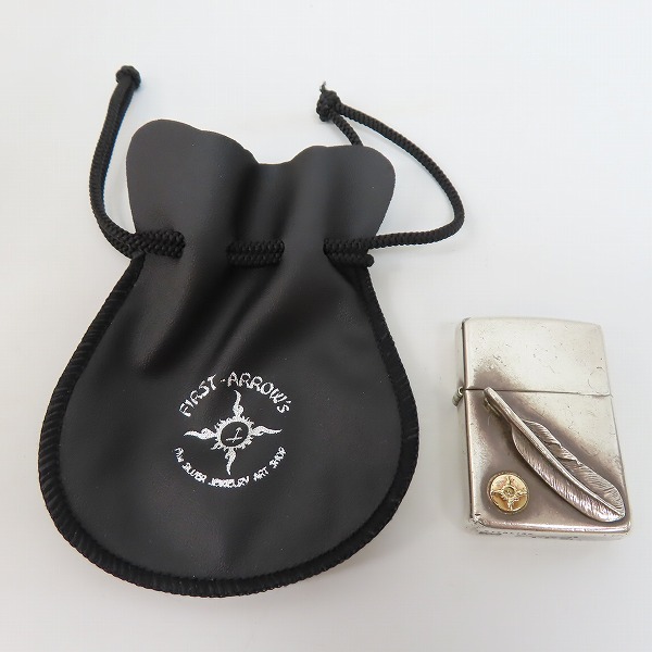 実際に弊社で買取させて頂いたZIPPO /ジッポー FIRST ARROWS/ファーストアローズ STERLING フェザーメタル貼り 2008年製の画像 6枚目