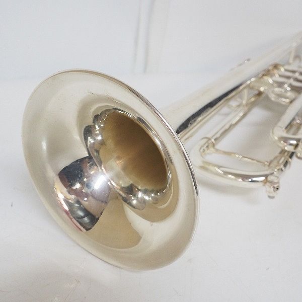 実際に弊社で買取させて頂いた★Carol/キャロル  ZORRO/ゾロ ML トランペット チューニング管2種付属 シルバー ハードケース付の画像 2枚目