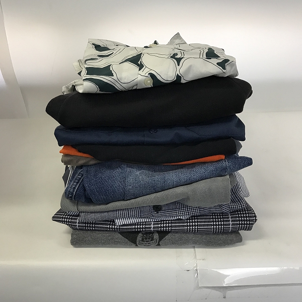 実際に弊社で買取させて頂いた【おまとめ品/未使用品含む】NIKE/ナイキ Dickies/ディッキーズ GAP/ギャップ 他 パーカー/ワークシャツ/半袖シャツ 等の画像 6枚目