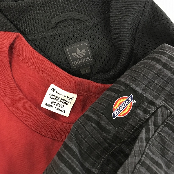 実際に弊社で買取させて頂いた【おまとめ品】アディダス/ディッキーズ/チャンピオン 他 トラックジャケット/ハーフパンツ/カットソー 等の画像 1枚目
