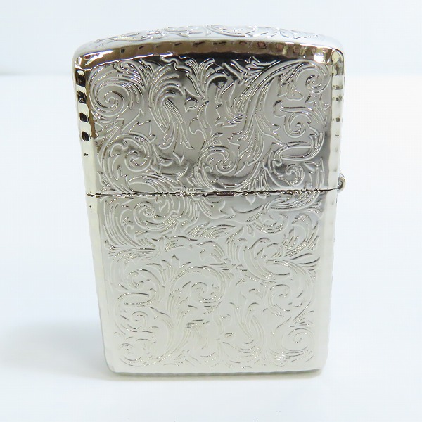 実際に弊社で買取させて頂いたZIPPO/ジッポー ARMOR CASE/アーマーケース アラベスク/唐草模様 No.0001 鏡面加工 シルバー 2022年製の画像 1枚目