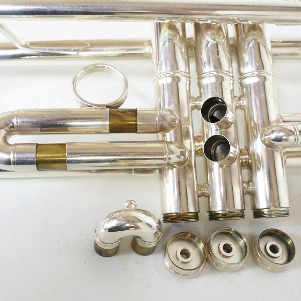 実際に弊社で買取させて頂いた★Carol/キャロル  ZORRO/ゾロ ML トランペット チューニング管2種付属 シルバー ハードケース付の画像 6枚目