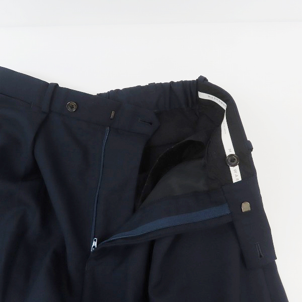 実際に弊社で買取させて頂いたMARKAWARE /マーカウェア ORGANIC WOOL TROPICAL CLASSIC FIT TROUSERS A21A-03PT02C/3の画像 2枚目