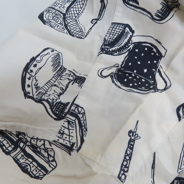 実際に弊社で買取させて頂いたPaul Smith london/ポールスミス ロンドン 半袖 シャツ 総柄 ホワイト /Lの画像 5枚目