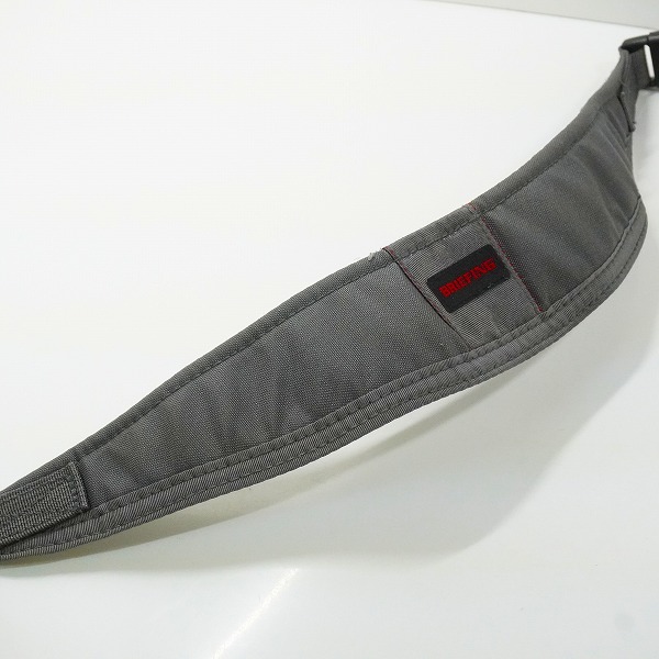 実際に弊社で買取させて頂いたBRIEFING/ブリーフィング カメラストラップ グレー系の画像 1枚目