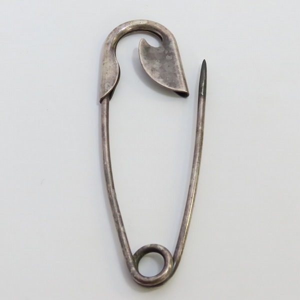 実際に弊社で買取させて頂いたUNDERCOVER/アンダーカバー  06AW 安全ピン  シルバー 6A610-LMの画像 3枚目