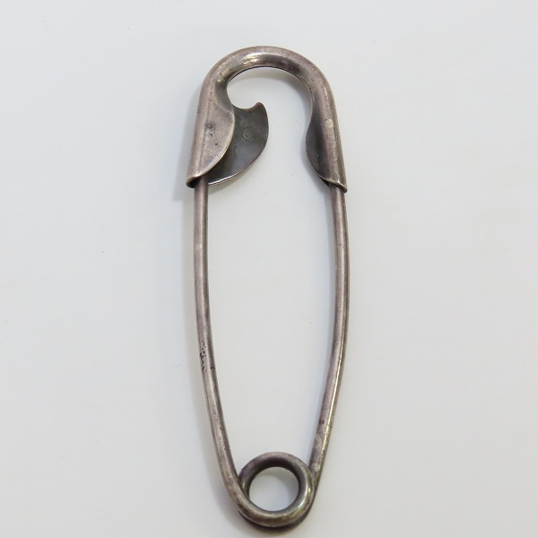 実際に弊社で買取させて頂いたUNDERCOVER/アンダーカバー  06AW 安全ピン  シルバー 6A610-LMの画像 2枚目