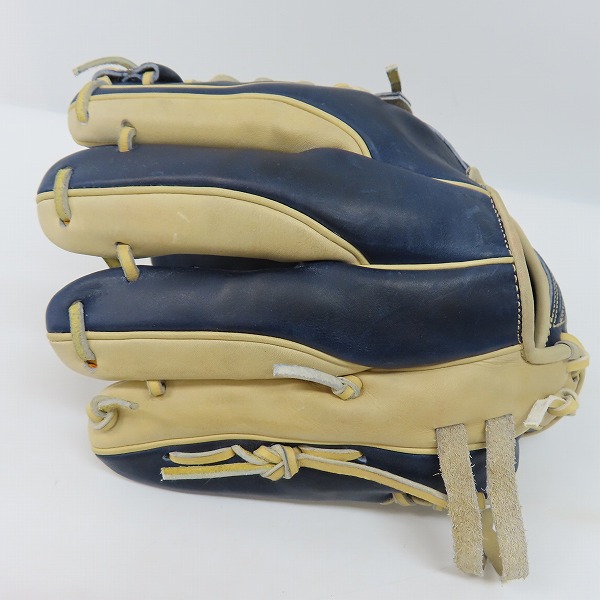実際に弊社で買取させて頂いたHI-GOLD/ハイゴールド 2023年モデル 軟式/内野手用 真極 グローブグラブ MKG-1025の画像 1枚目