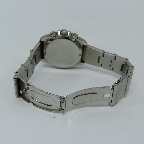 実際に弊社で買取させて頂いたPaul Smith/ポールスミス クロノグラフ 腕時計 F520-T008402【動作未確認】の画像 3枚目