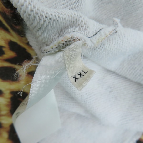 実際に弊社で買取させて頂いた【JPタグ】CELINE/セリーヌ 21SS ロゴプリントデザイン レオパード プルオーバーパーカー/スウェット 2Y321519M/XXLの画像 3枚目