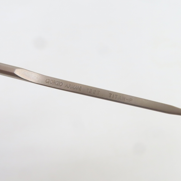 実際に弊社で買取させて頂いたGIORGIO ARMANI/ジョルジオ アルマーニ 度入り 眼鏡/メガネフレーム TITANIUM  オーバル型 122Tの画像 6枚目