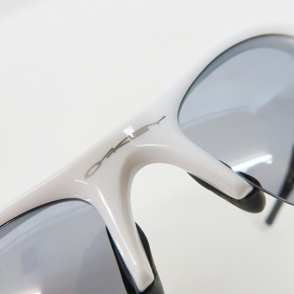 実際に弊社で買取させて頂いたOAKLEY/オークリー FLAK JACKET/フラックジャケット サングラス 03-917Jの画像 6枚目