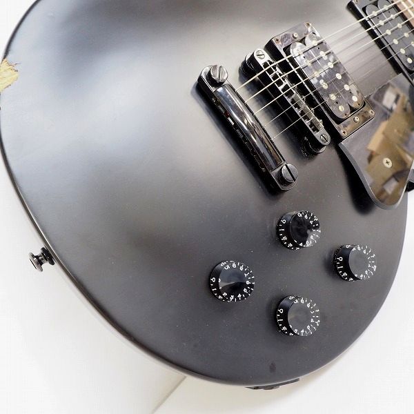 実際に弊社で買取させて頂いた★Epiphone/エピフォン Goth Les Paul Studio Pitch Black/ゴシック レスポール スタジオ ピッチブラック ギグケース付の画像 5枚目