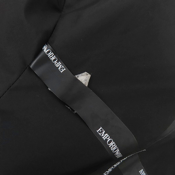 実際に弊社で買取させて頂いたEMPORIO ARMANI/エンポリオアルマーニ テープロゴ ジップアップジャケット 3G1B70 1NSDZ/50の画像 7枚目