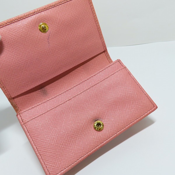 実際に弊社で買取させて頂いたPRADA/プラダ サフィアーノ レザー カードケース/名刺入れの画像 3枚目