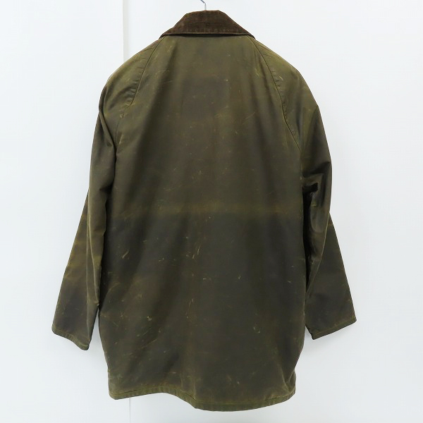 実際に弊社で買取させて頂いた【難有り】BARBOUR/バブアー CLASSIC BEAUFORT クラシック オイルドジャケット ライナー付き A830/C40の画像 1枚目