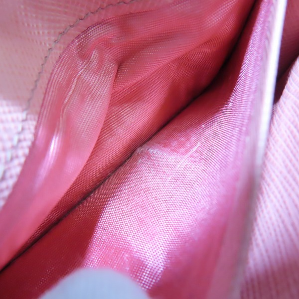 実際に弊社で買取させて頂いたPRADA/プラダ サフィアーノ レザー カードケース/名刺入れの画像 6枚目