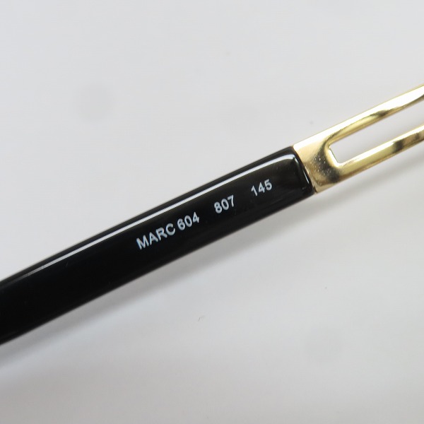 実際に弊社で買取させて頂いたMARC JACOBS/マーク ジェイコブス 度なし メガネフレーム/アイウェア MARC 604  807の画像 6枚目