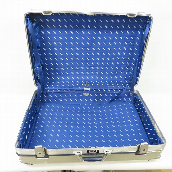 実際に弊社で買取させて頂いた【難有】RIMOWA/リモワ アルミ 2輪 90年代/キャリーケース/スーツケース/ヴィンテージ/ビンテージの画像 3枚目