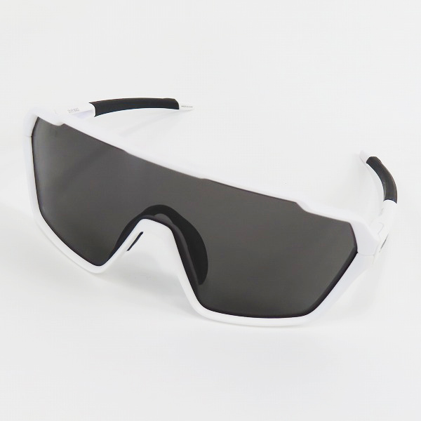 実際に弊社で買取させて頂いたSMITH/スミス Shift MAG Matte White 6HT 3CW スポーツサングラス スペアレンズ付きの画像 0枚目