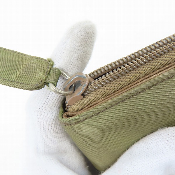 実際に弊社で買取させて頂いたPRADA/プラダ テスートナイロン ラウンドファスナー 二つ折り 財布の画像 8枚目